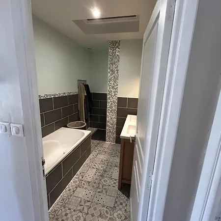 Maison De Avec Piscine, 9 Personnes *